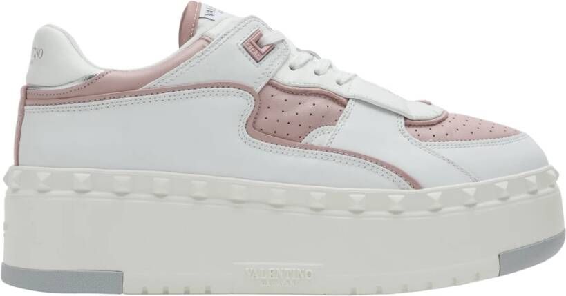 Valentino Garavani Lage sneaker met Freedots patroon Beige Dames