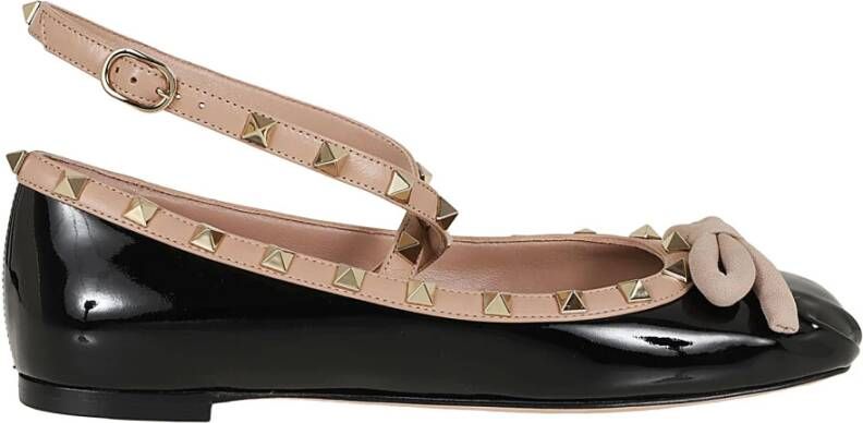 Valentino Garavani Loafers Ballerina Rockstud in poeder roze