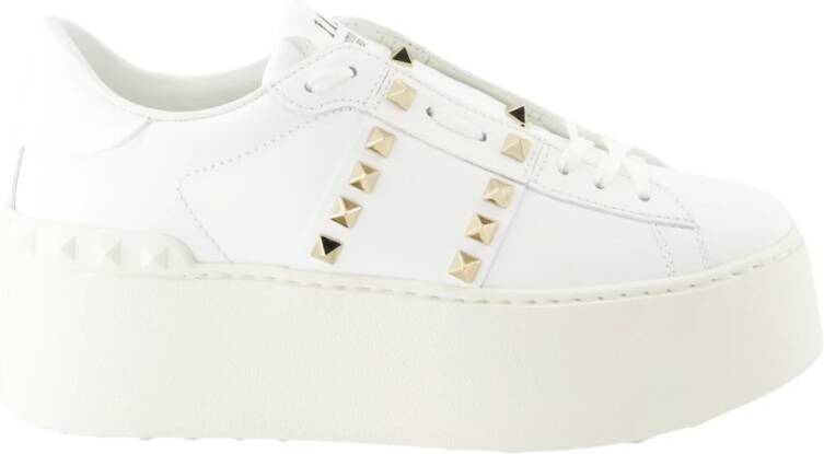 Valentino Garavani Sneakers Flatform Rockstud Untitled Sneaker in wit