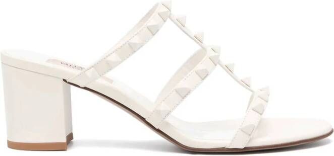 Valentino Garavani Slides Sandalen Zwart met Studs White Dames