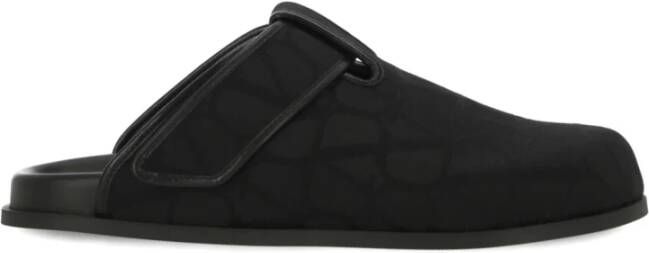 Valentino Garavani Stijlvolle Slippers voor Dagelijks Comfort Black Heren