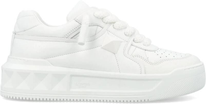 Valentino Garavani Studded Leren Sneakers White Dames