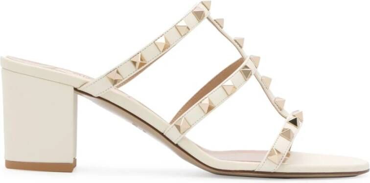 Valentino Garavani Witte Rockstud Sandalen Elegante Stijl White Dames