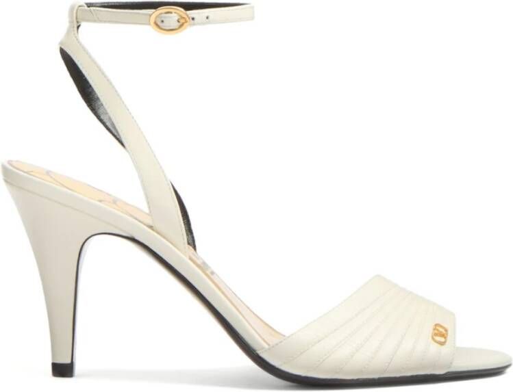 Valentino Garavani Witte Sandalen voor een stijlvolle look White Dames