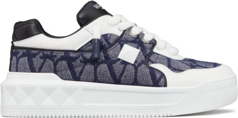 Valentino Garavani Witte Sneakers Luxe Stijl Blue Heren