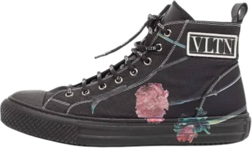 Valentino Vintage Pre-owned Canvas sneakers Black Heren