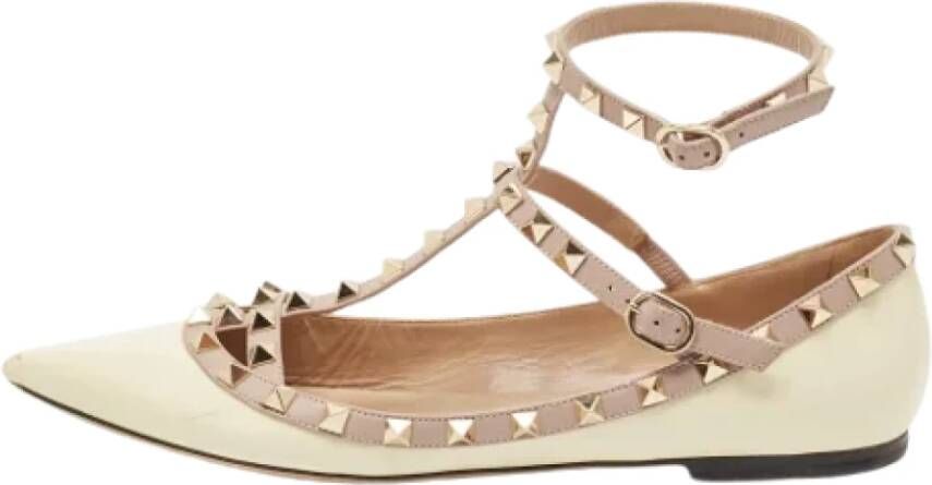 Valentino Vintage Pre-owned Leather flats Beige Dames