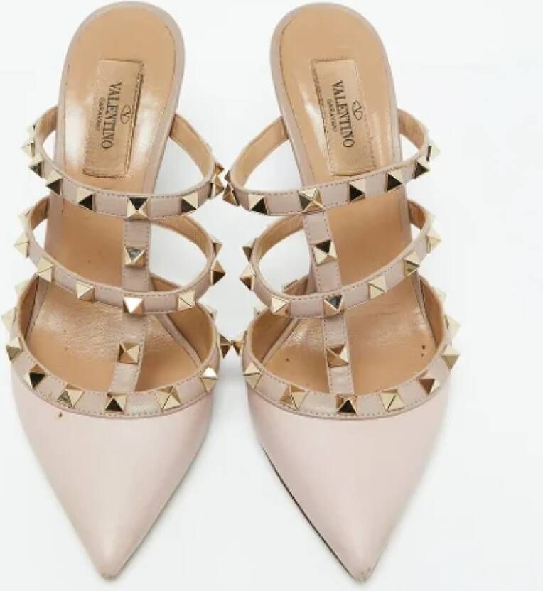 Valentino Vintage Pre-owned Leather sandals Beige Dames