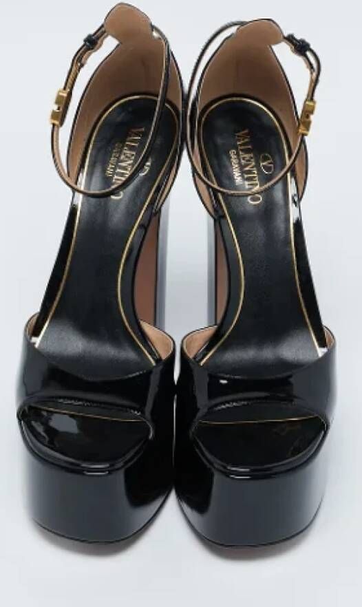 Valentino Vintage Pre-owned Leather sandals Black Dames