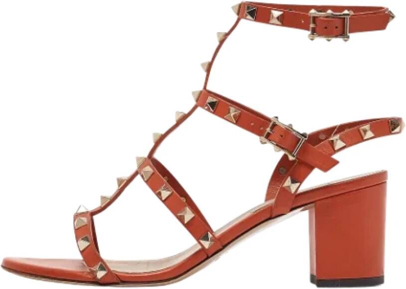 Valentino Vintage Pre-owned Leather sandals Orange Dames