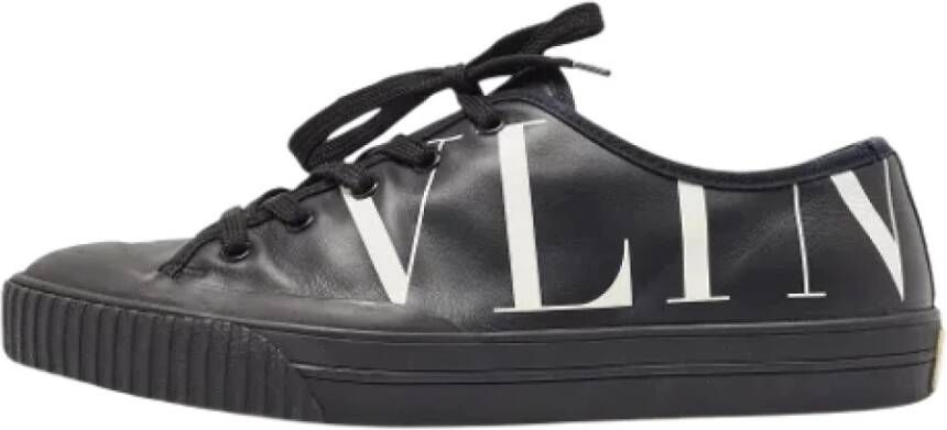 Valentino Vintage Pre-owned Leather sneakers Black Heren