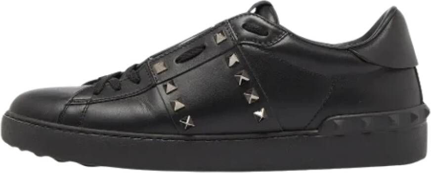 Valentino Vintage Pre-owned Leather sneakers Black Heren