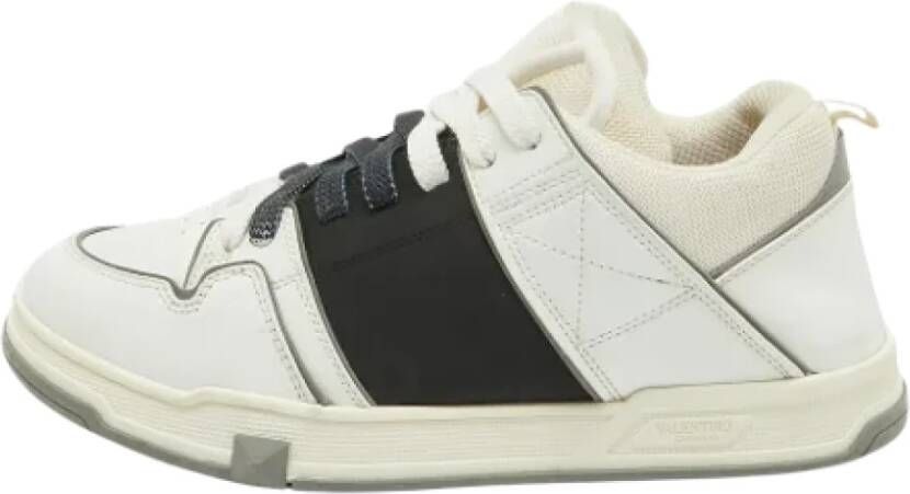 Valentino Vintage Pre-owned Leather sneakers White Dames