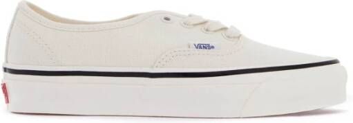 Vans Canvas Sneaker met Contrasterende Stiksels White Dames