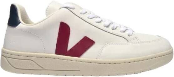 Veja Leather sneakers White Heren