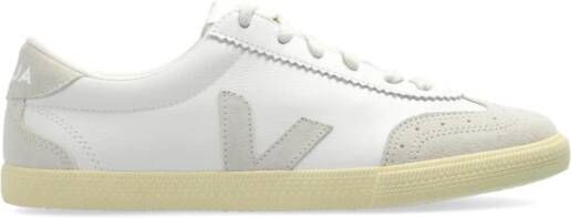 Veja Volley sneaker van leer met suède details