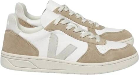 Veja Sportieve Sahara Sneakers met V Logo Beige Dames