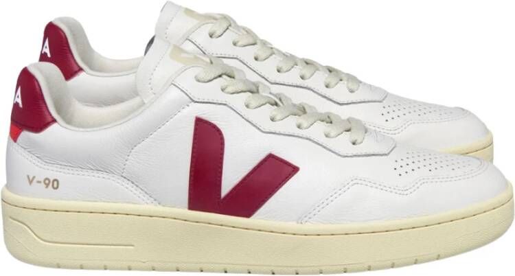 Veja Witte Leren Sneakers met V-logo White Dames