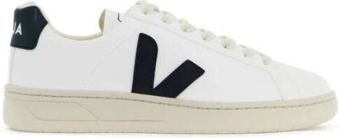 Veja Vegan Sneakers met V Monogram White Heren