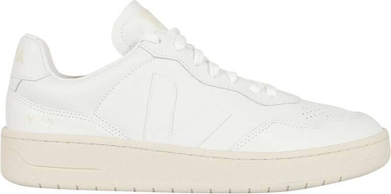 Veja Witte geperforeerde leren sneakers White Heren