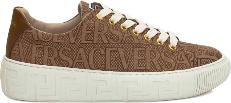 Versace Bruine Lage Vetersneakers met Logodesign Beige Dames