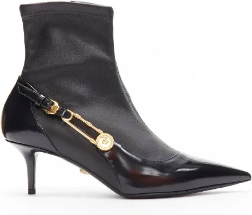 Versace Pre-owned Leather boots Black Dames