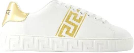 Versace Pre-owned Leather sneakers White Dames