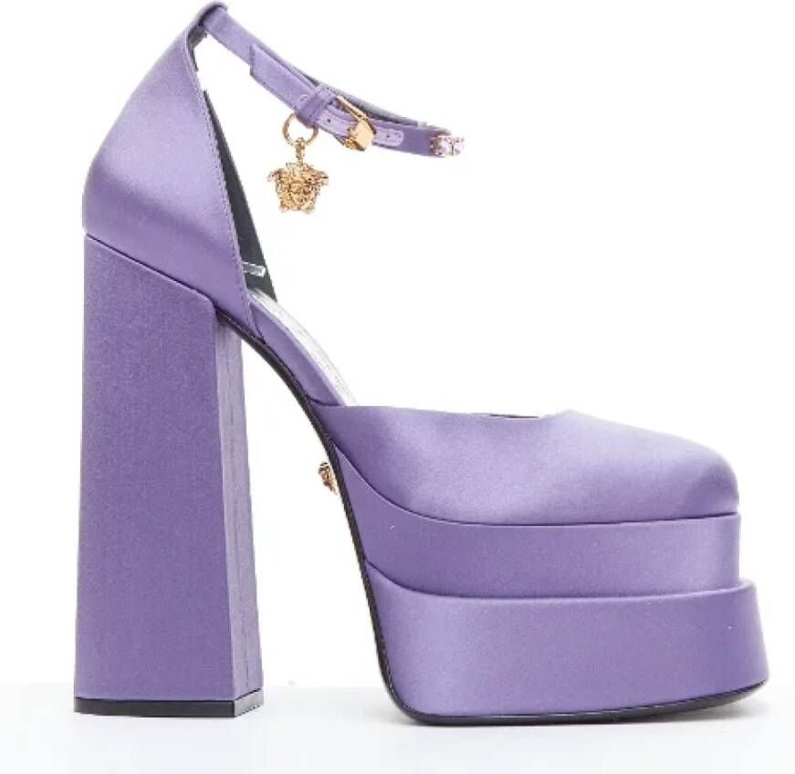 Versace Pre-owned Satin heels Purple Dames