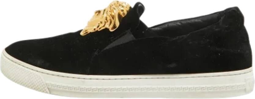 Versace Pre-owned Velvet sneakers Black Dames