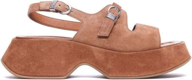 Vic Matié Bruine Sandalen met Achtergesp Sluiting Brown Dames