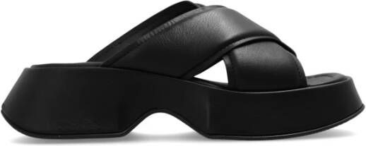 Vic Matié Zwarte Leren Crossover Slipper Black Dames