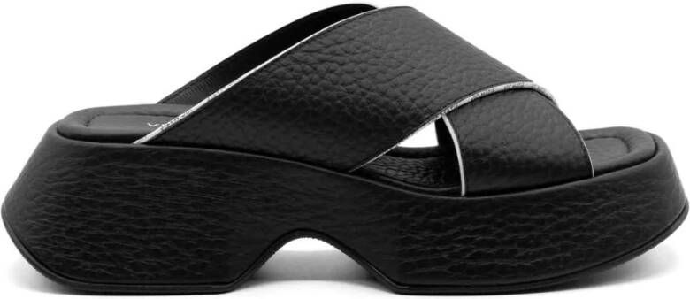 Vic Matié Zwarte Leren Crossover Slipper Black Dames