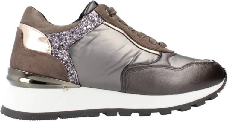 XTI Stijlvolle Sneakers voor Moderne Vrouwen Gray Dames