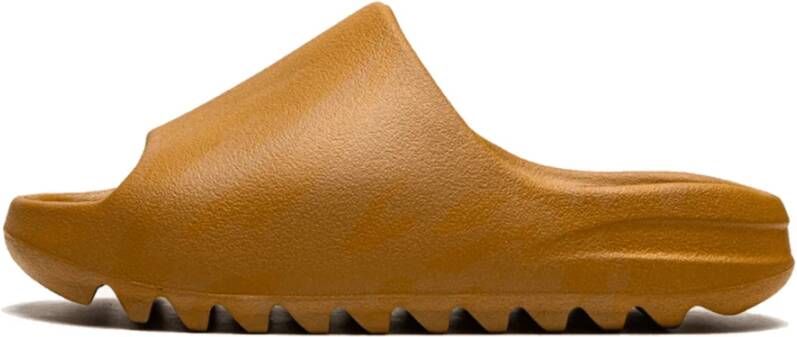 Yeezy Zomerse Slippers in Ochre Brown Heren