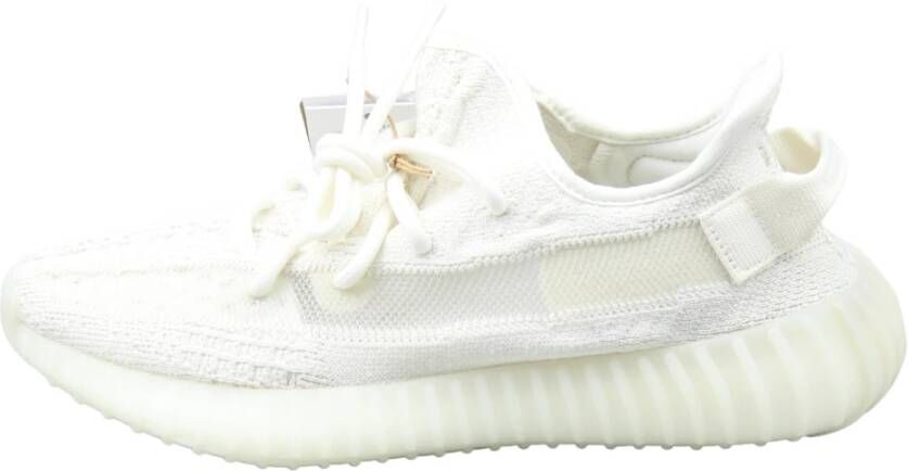 Yeezy Witte Boost Sneakers met Mesh-accenten White Dames