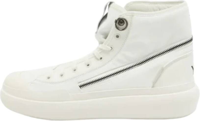 Yohji Yamamoto Pre-owned Coated canvas sneakers White Heren