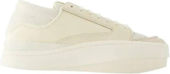 Yohji Yamamoto Pre-owned Leather sneakers Beige Dames