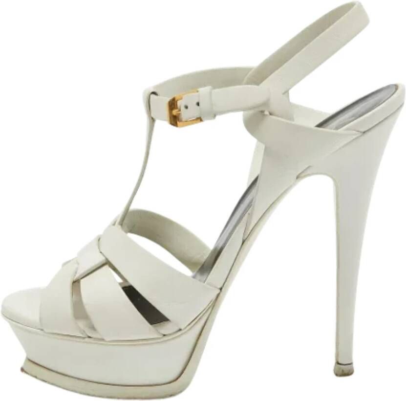 Yves Saint Laurent Vintage Pre-owned Leather sandals White Dames