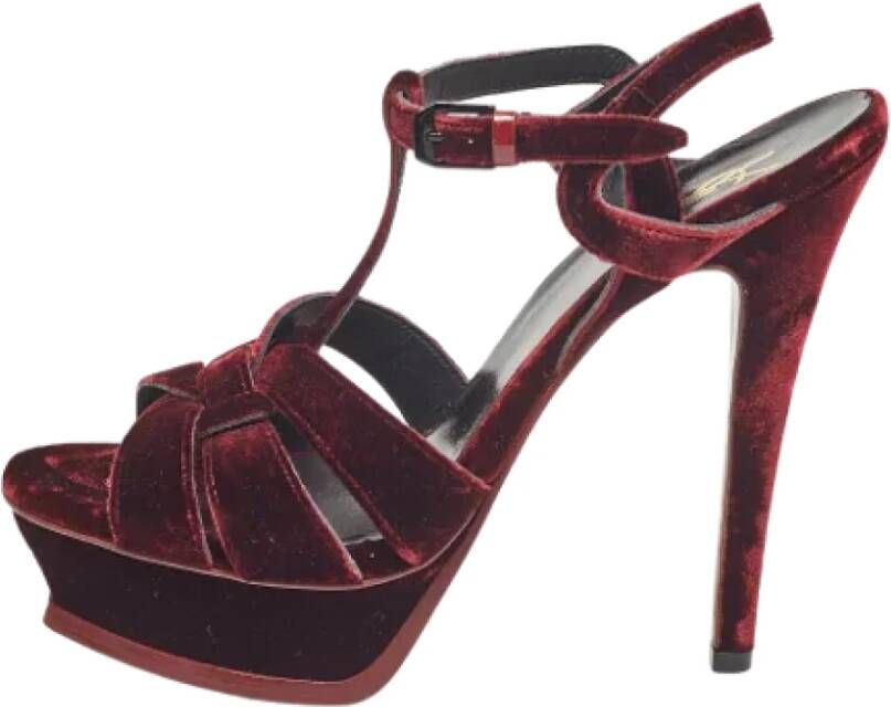 Yves Saint Laurent Vintage Pre-owned Velvet sandals Red Dames