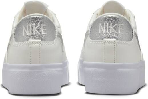 Nike Blazer Low Platform Damesschoenen Wit