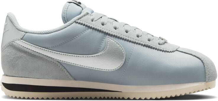 Nike Cortez Textile schoenen Grijs