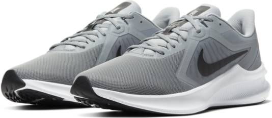 Nike Downshifter 10 Hardloopschoen voor heren Grijs