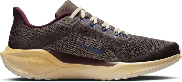 Nike Pegasus 41 PRM hardloopschoenen voor heren (straat) Bruin