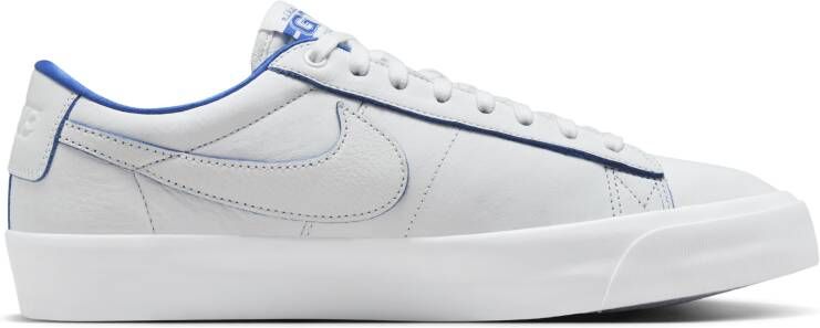 Nike SB Blazer Low Pro GT Premium herenschoenen Wit