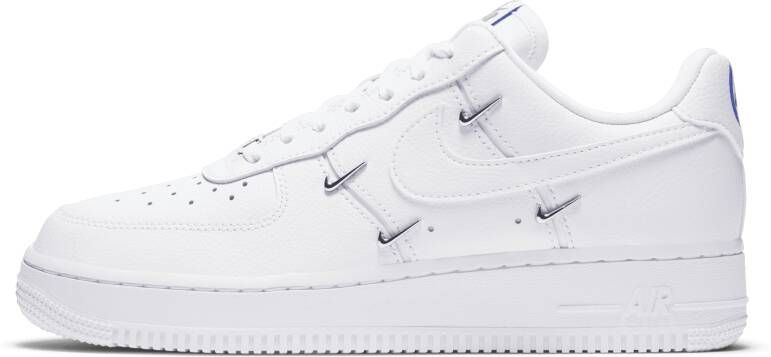 Nike WMNS Air Force 1 '07 LX Air Force 1 in wit formaten: 37.5