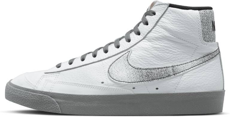 Nike blazer zwart discount wit