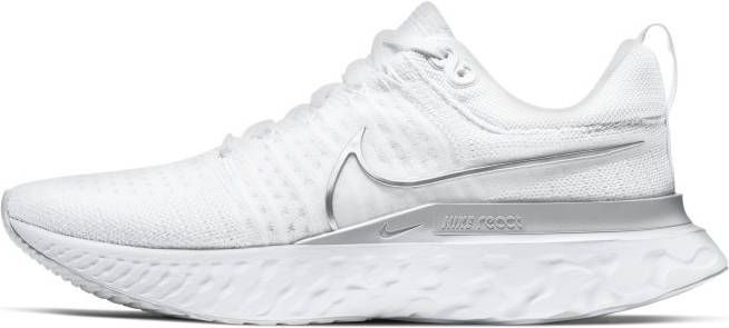 nike flyknit react 2 white