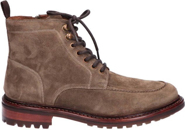 Daniel kenneth Ubay 2440648 Douglas Cow Oragan Boots