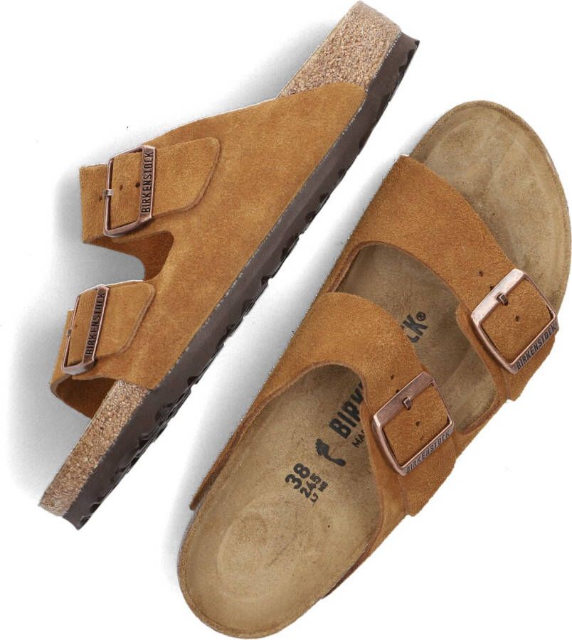 BIRKENSTOCK Slippers Arizona Maat: 40 Materiaal: Suède Kleur: Cognac