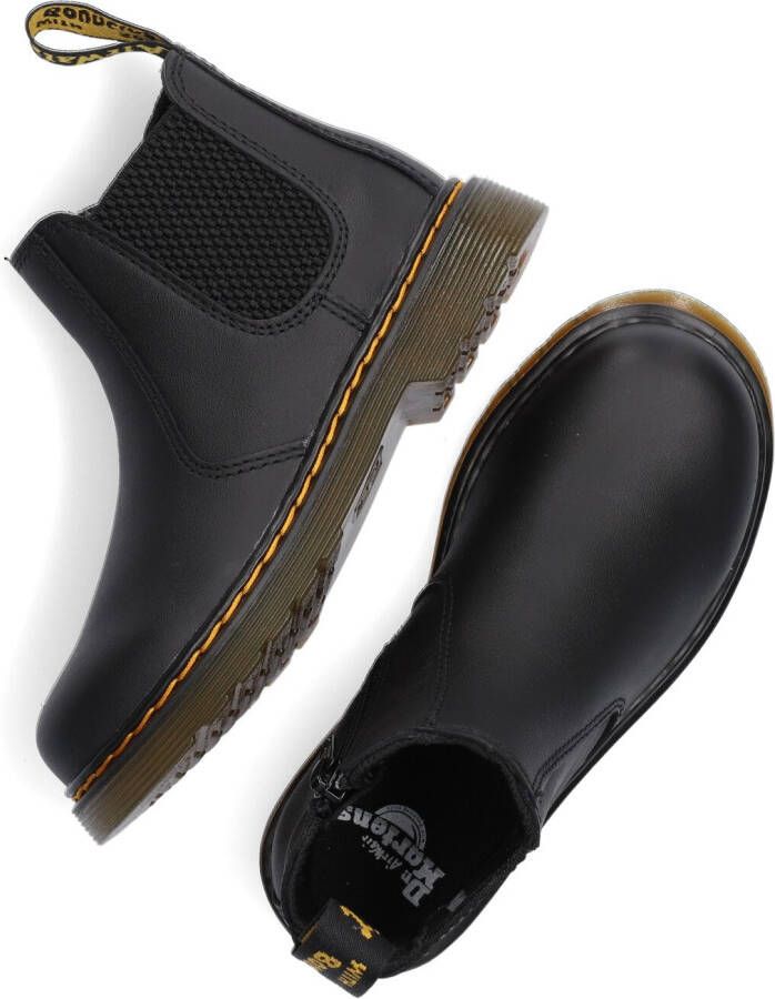 Dr. Martens Klassieke Chelsea-laarzen van glad leer met gele stiksels en AirWair-logo Black